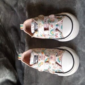 Converse All Star Rainbows and Castles Tennis.  Size 4.